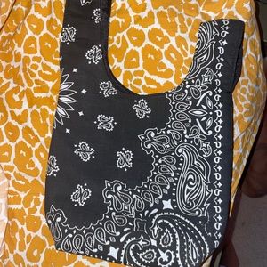 Yaito black paisley bag